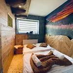 Viking Shelter - Z Jacuzzi Apartment Zakopane