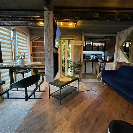 Viking Shelter - Z Jacuzzi Апартаменты *