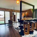 Viking Shelter With Jacuzzi