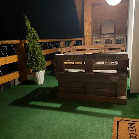 Viking Shelter - Z Jacuzzi דירה
