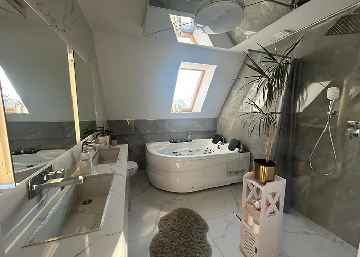 Viking Shelter - Z Jacuzzi