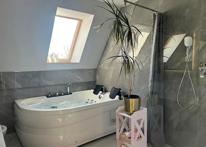 Viking Shelter - Z Jacuzzi Apartmán *